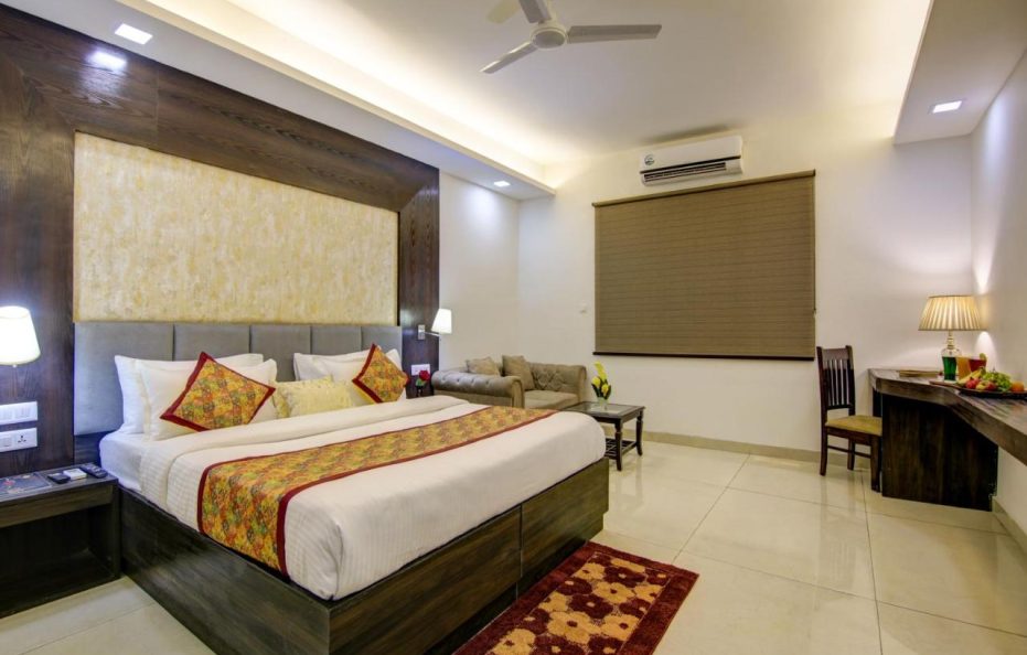 Deluxe Room with Breakfast