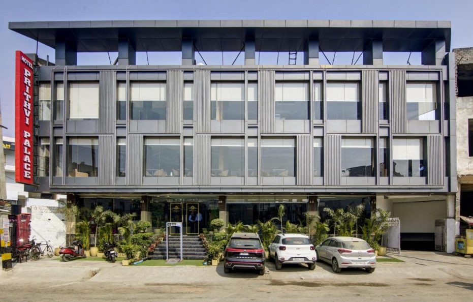 Deluxe Room with Breakfast